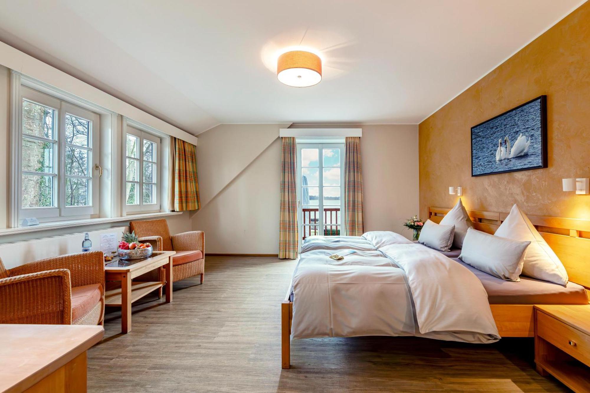Seehotel Zarrentin Zarrentin am Schaalsee Exterior photo